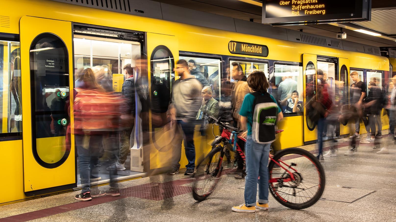 Mitnahme von Fahrrädern und Rollern